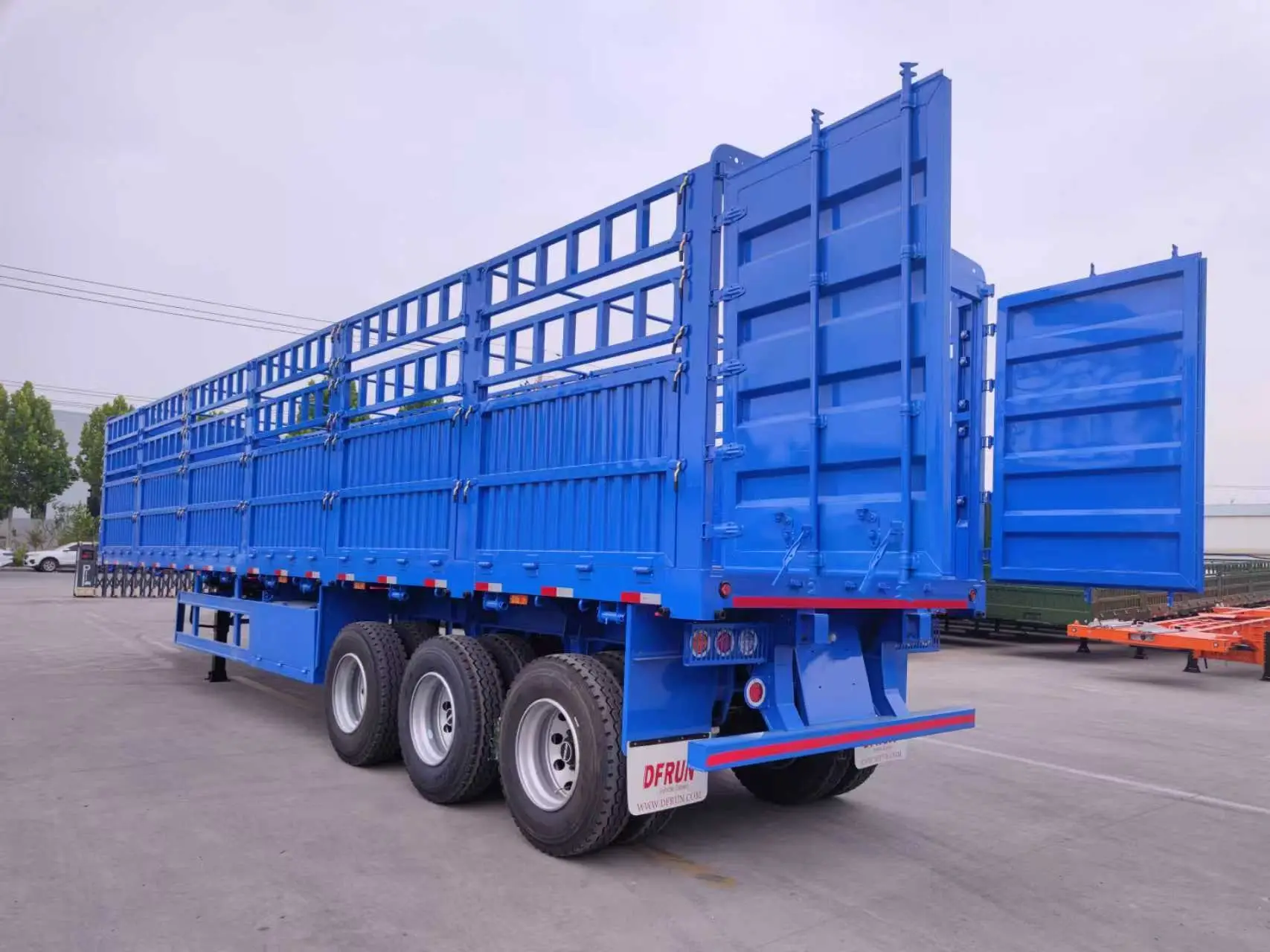 100T Reinforced 4 Axles Fence Cargo Trailer for Heavy Freight