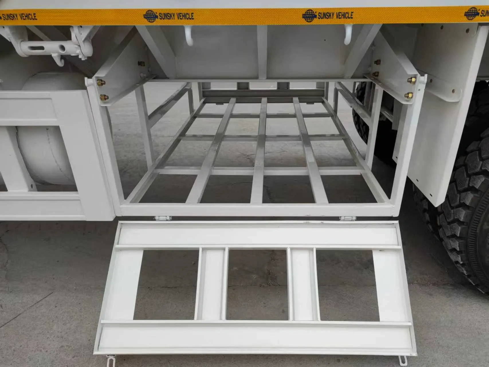 40T Durable 2 Axles Fence Cargo Trailer for Bulk Freight