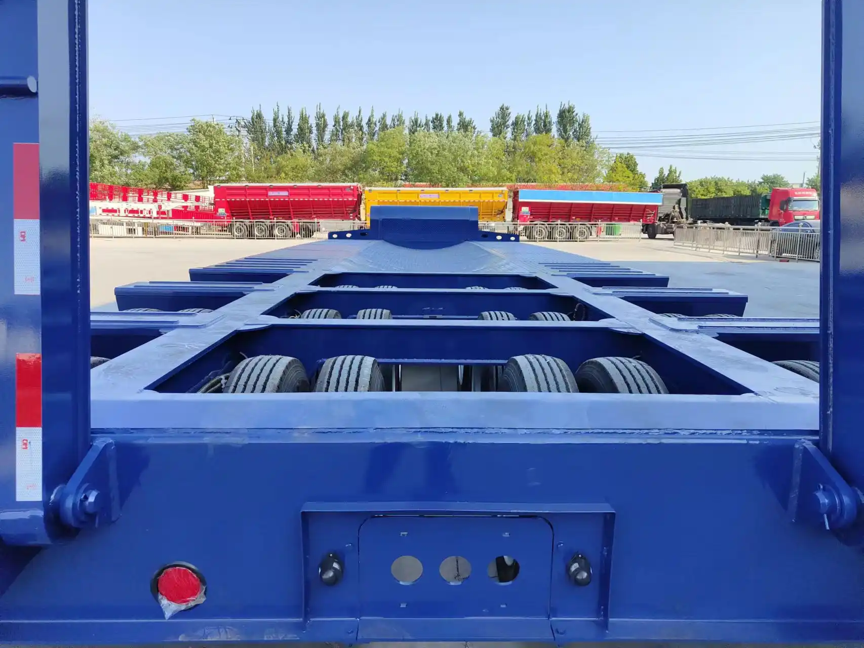 60 Ton Removable Gooseneck RGN Trailer 3 Axle for Construction Equipment