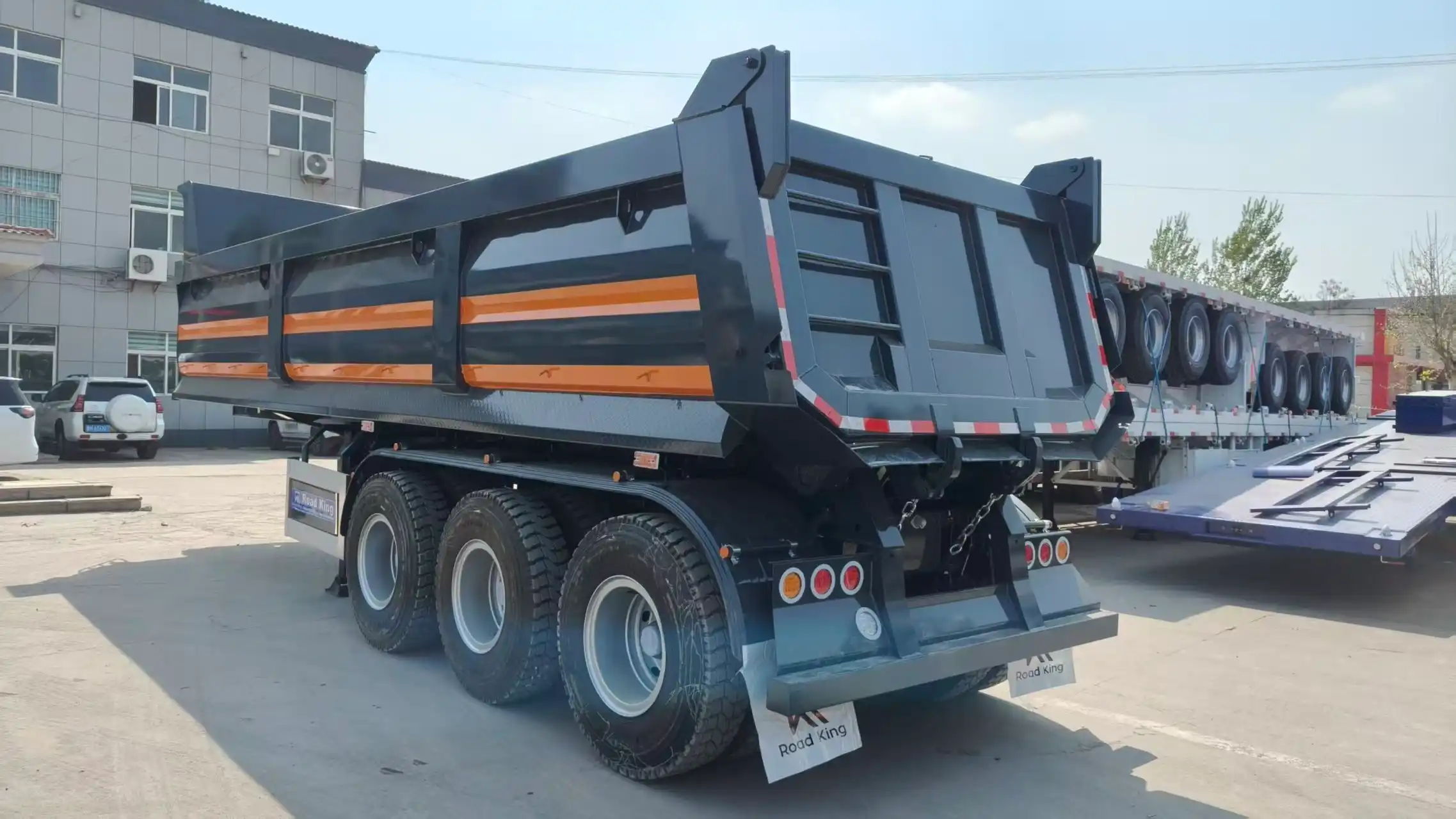 30 Ton Tipper Trailer for Efficient Bulk Material Hauling