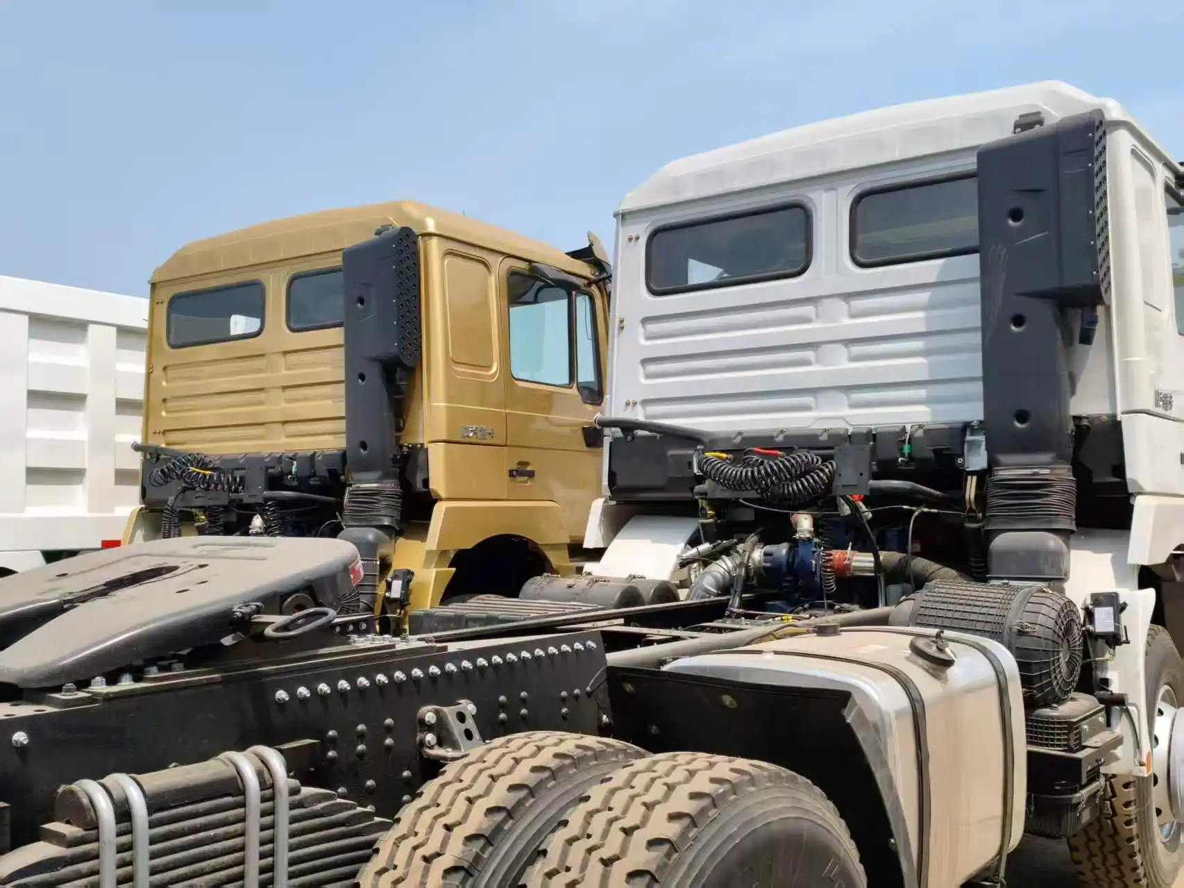 Used Shacman F3000 6×4 Tractor Head – 420HP Euro 3 Diesel Truck