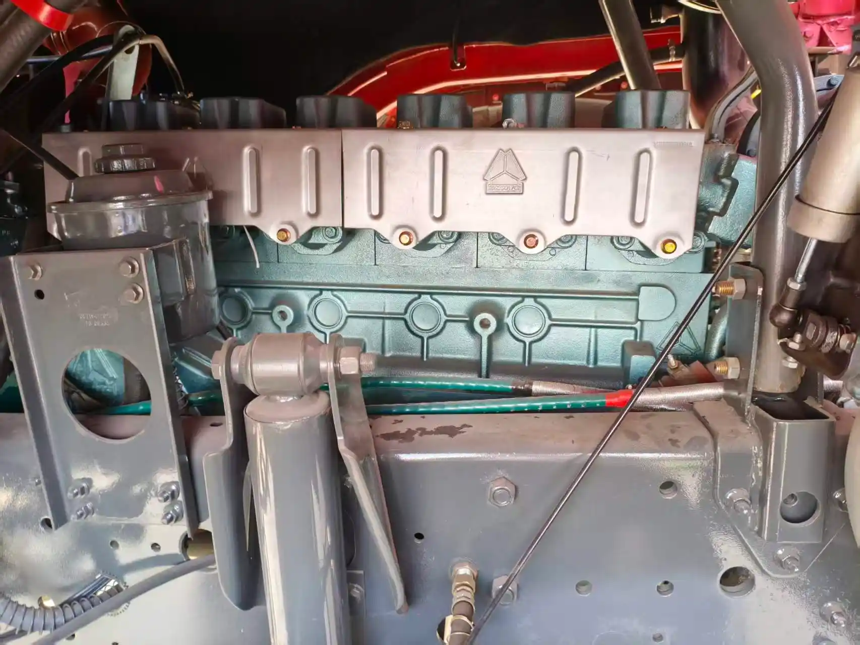 Used Shacman F3000 6×4 Tractor Head – 420HP Euro 3 Diesel Truck