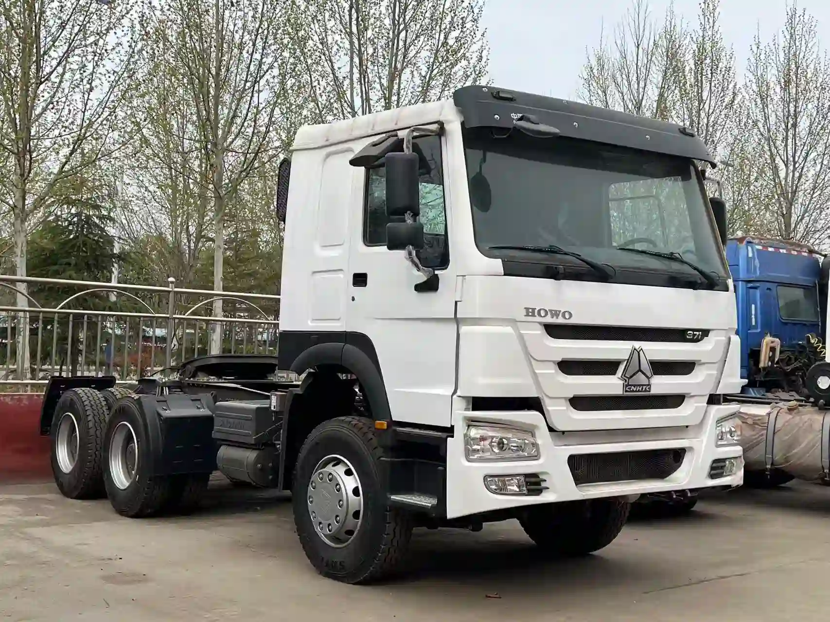 Used SINOTRUK HOWO 371 Tractor Head – Heavy Duty Export Truck