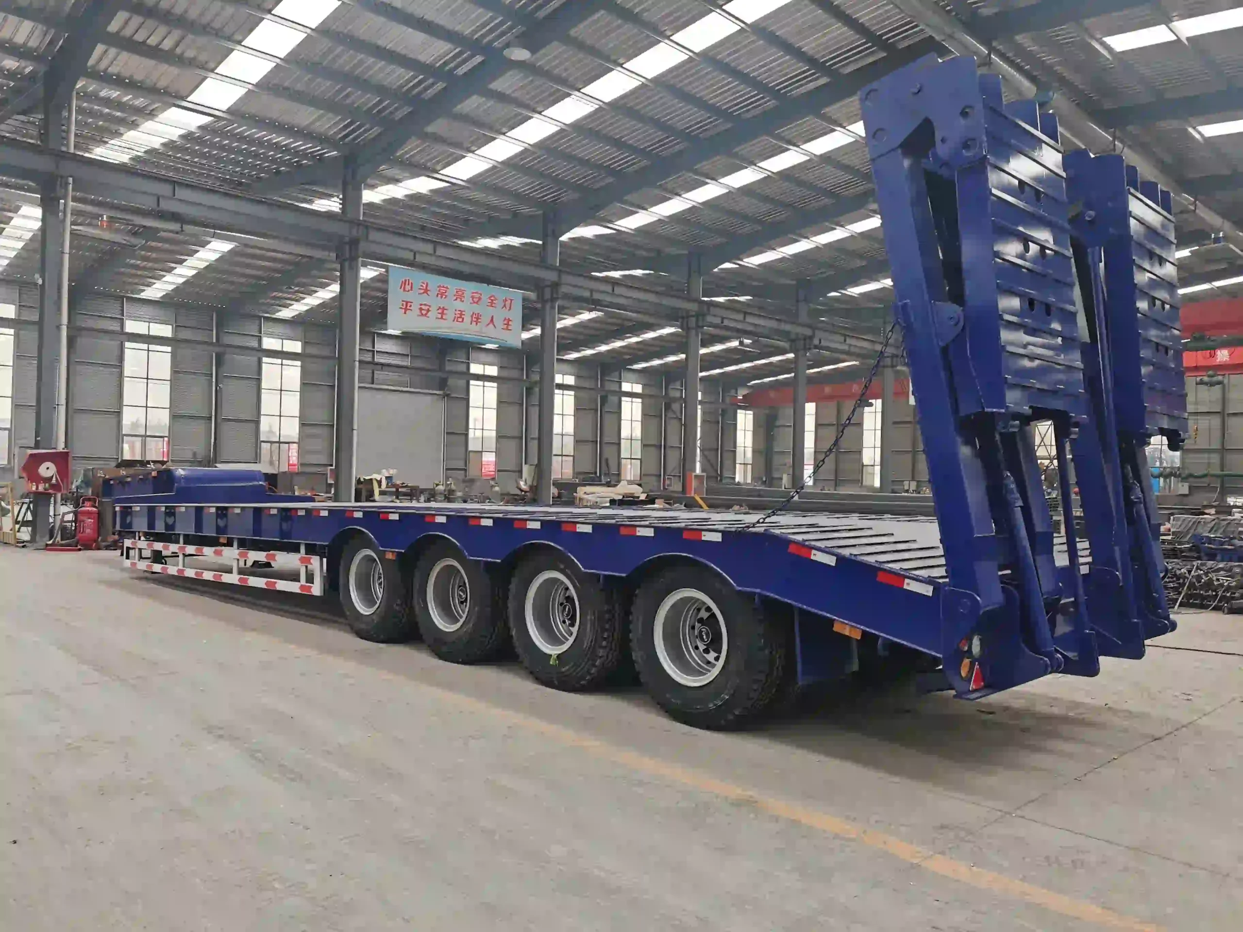 80 Ton 4 Axle Hydraulic Lowbed Trailer