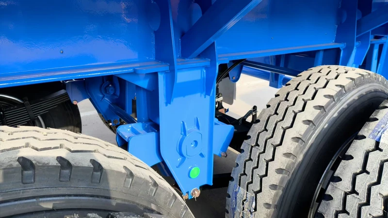 3 Axle Flatbed Semi Trailer with Removable Stakes for Cargo Transport