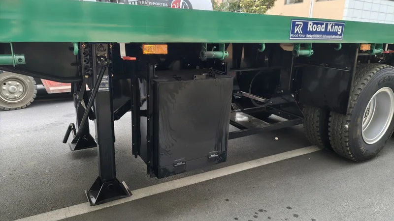 80 Ton 4 Axle Heavy Duty Flatbed Semi Trailer for Cargo Transport