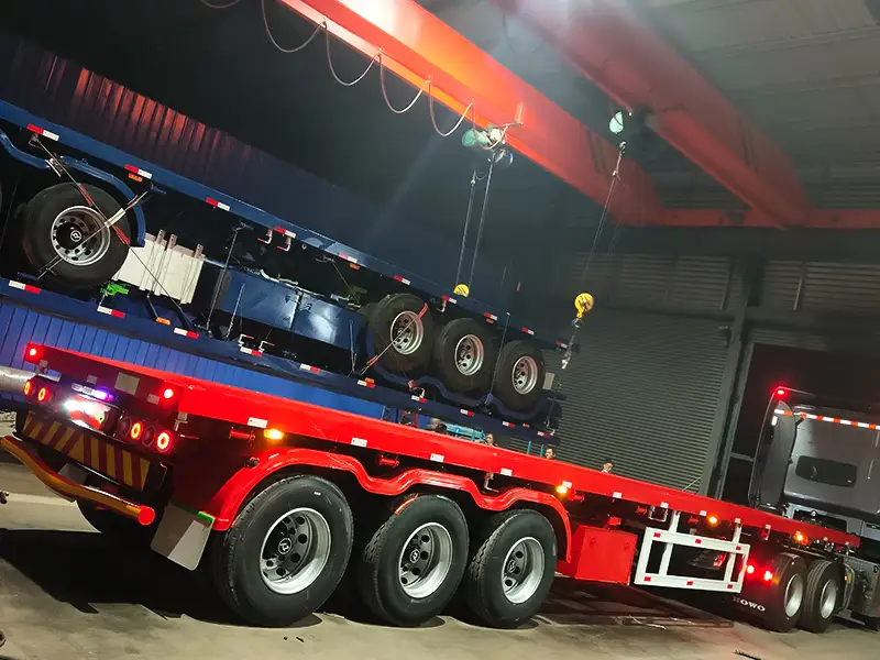 Semi Trailer Shipment Loading at ROADKING Factory